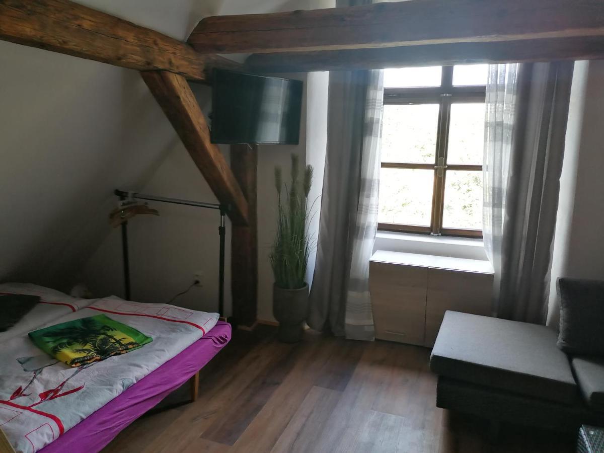 Fara Choustnikovo Hradiste Hotell Exteriör bild