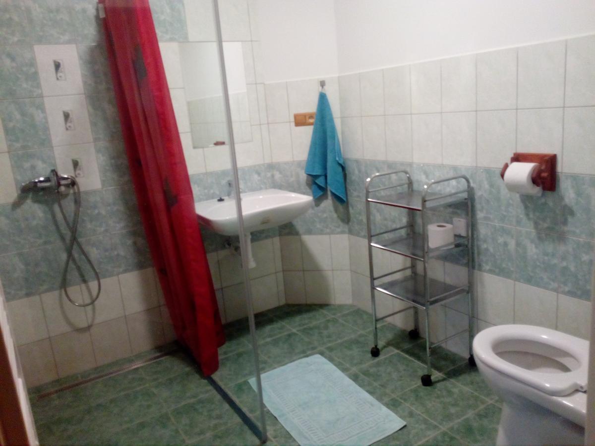 Fara Choustnikovo Hradiste Hotell Exteriör bild